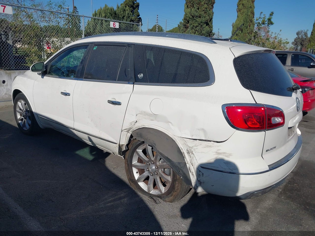 2015 BUICK ENCLAVE PREMIUM thumbnail 4