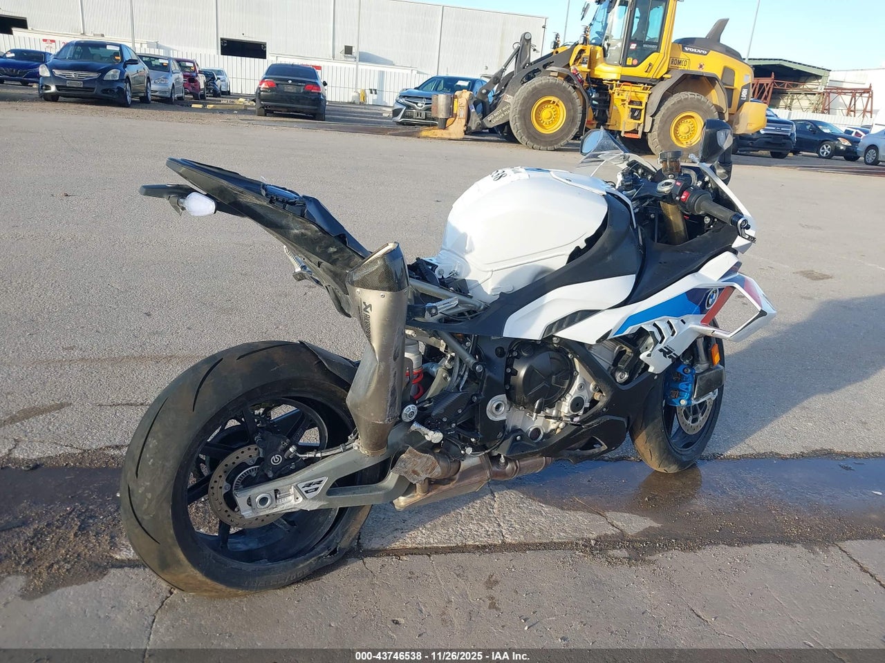 2025 BMW S 1000 RR thumbnail 5