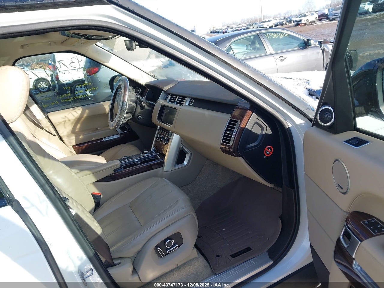 2017 LAND ROVER RANGE ROVER 5.0L V8 SUPERCHARGED thumbnail 6