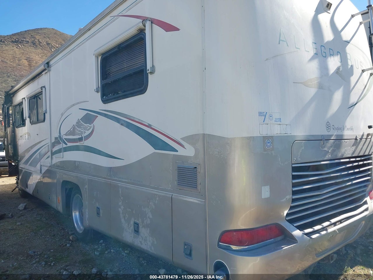1999 FREIGHTLINER CHASSIS X LINE MOTOR HOME thumbnail 4