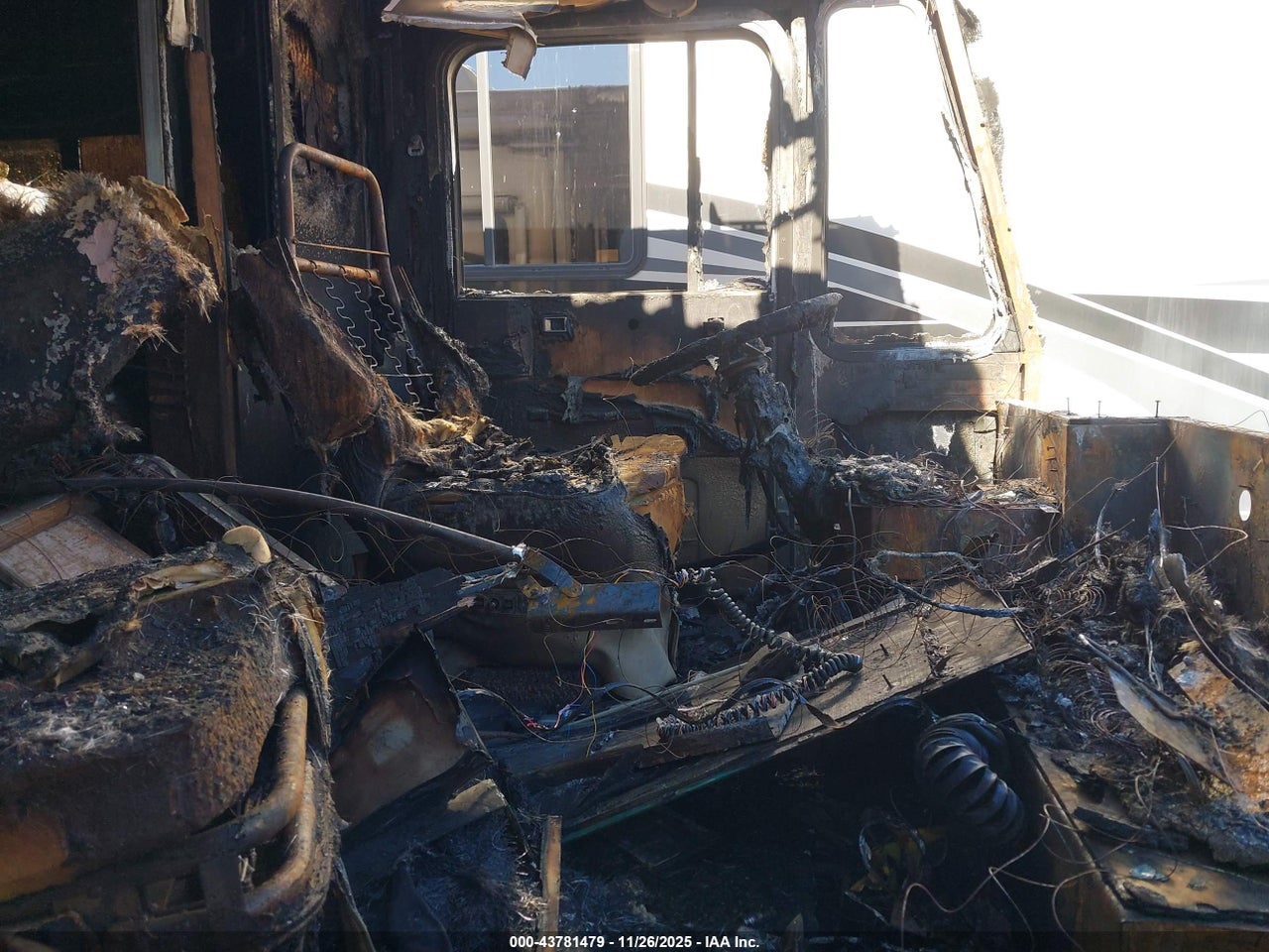 1999 FREIGHTLINER CHASSIS X LINE MOTOR HOME thumbnail 6