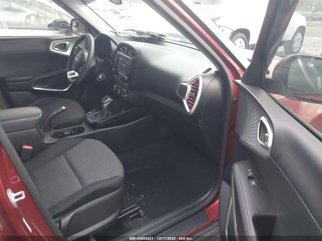 2020 KIA SOUL LX thumbnail 6