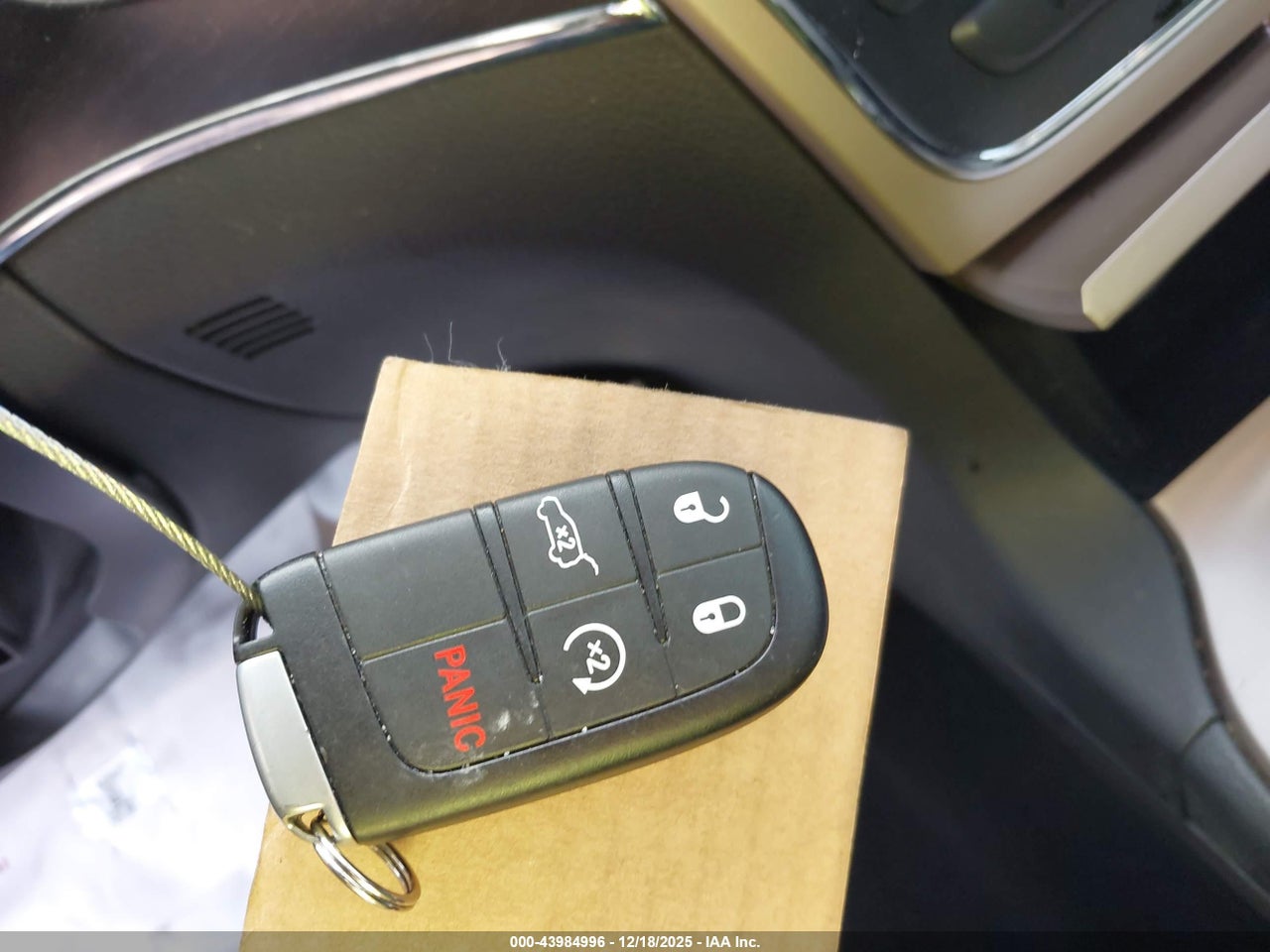 2014 JEEP GRAND CHEROKEE LIMITED thumbnail 12