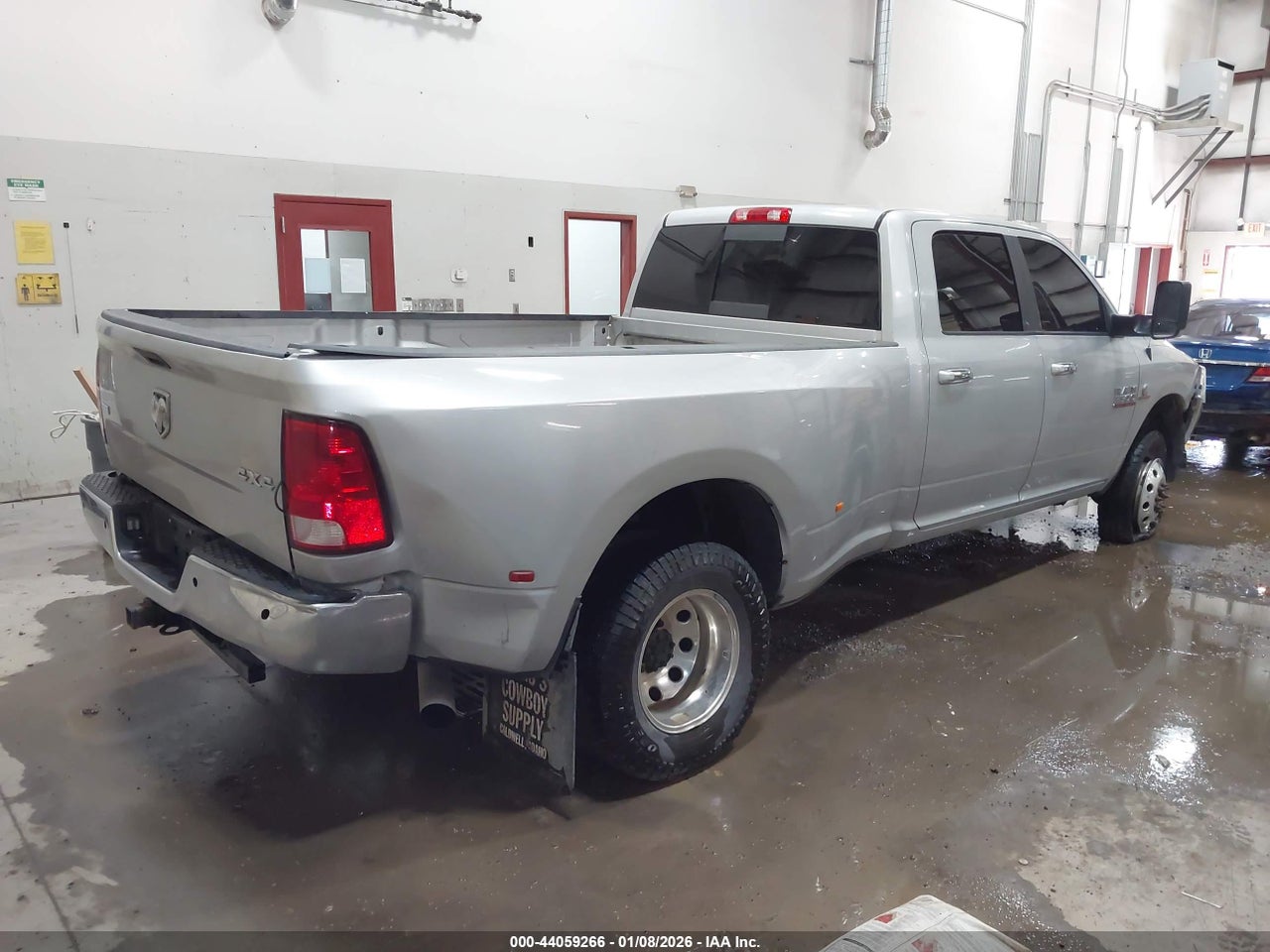 2015 RAM 3500 SLT thumbnail 5