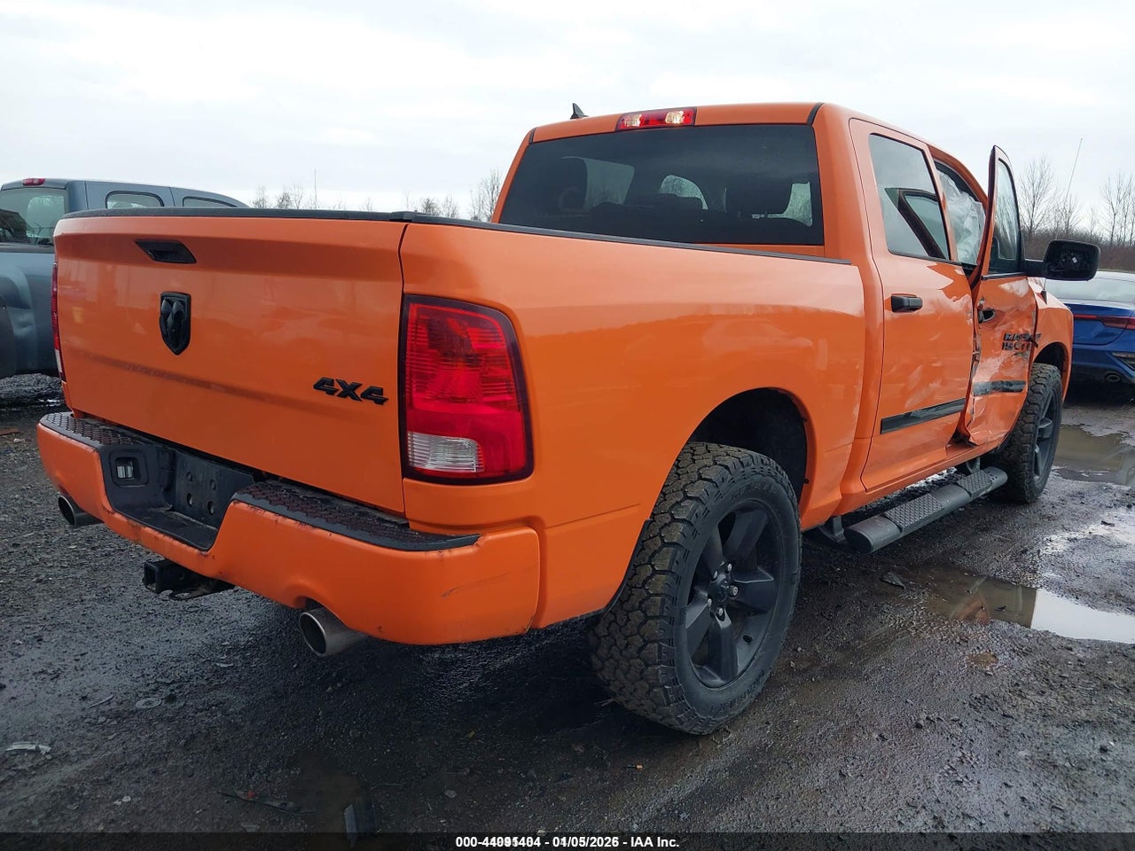 2019 RAM 1500 CLASSIC ST thumbnail 5