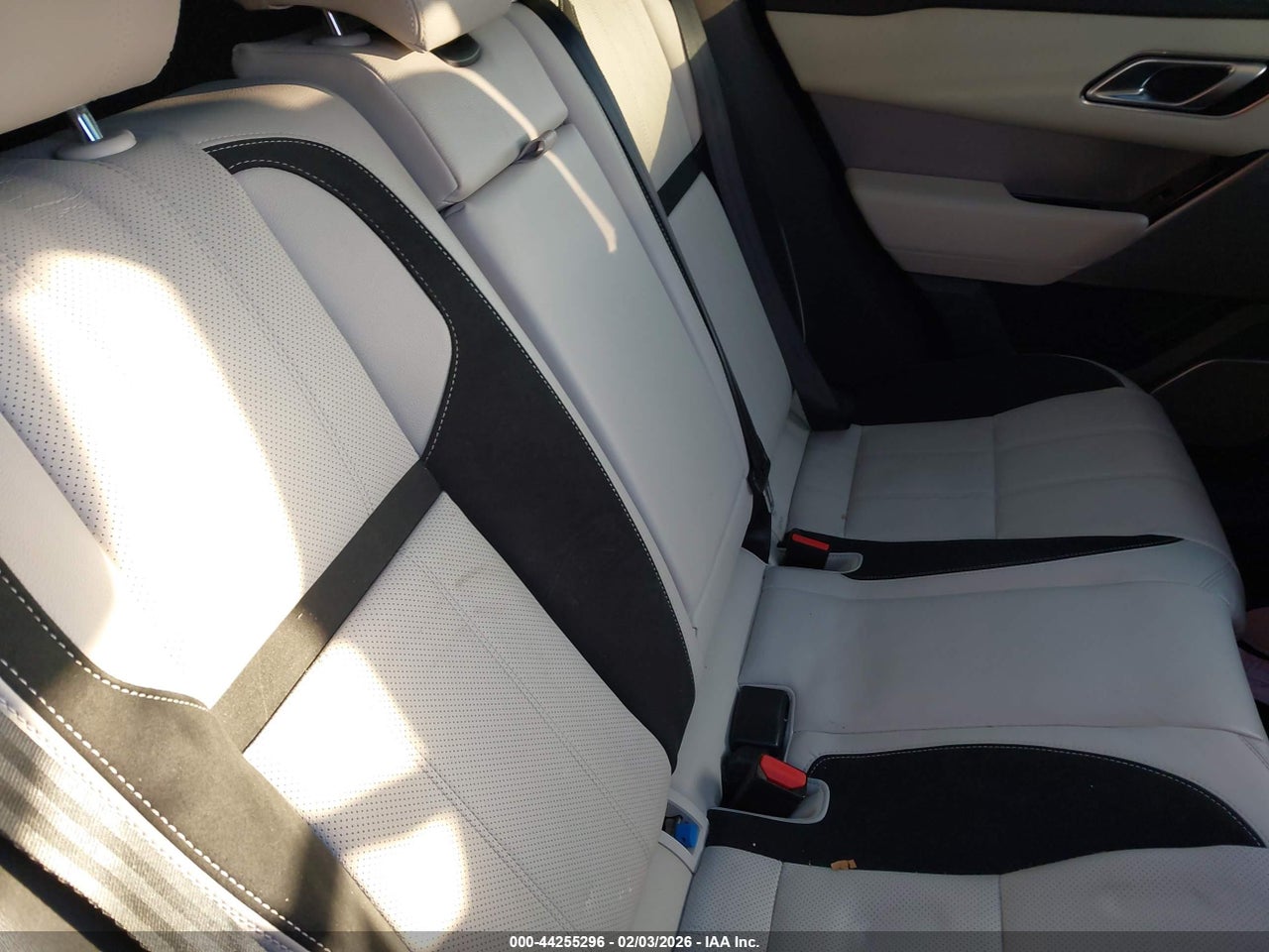2020 LAND ROVER RANGE ROVER VELAR P340 R-DYNAMIC S thumbnail 9