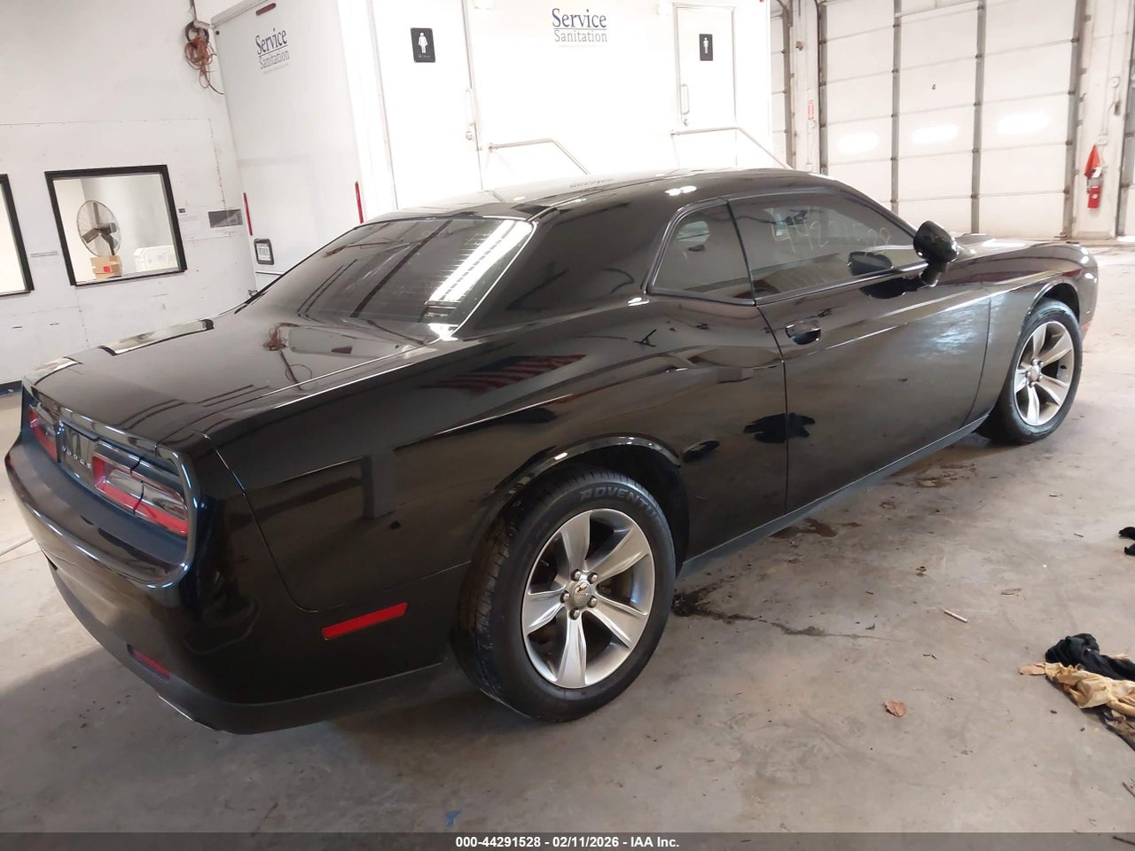 2016 DODGE CHALLENGER SXT thumbnail 5
