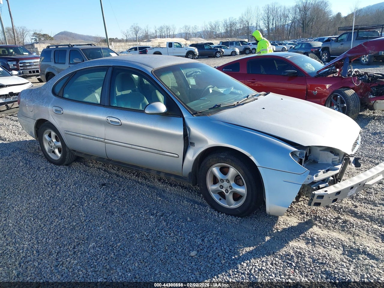 2001 Ford Taurus