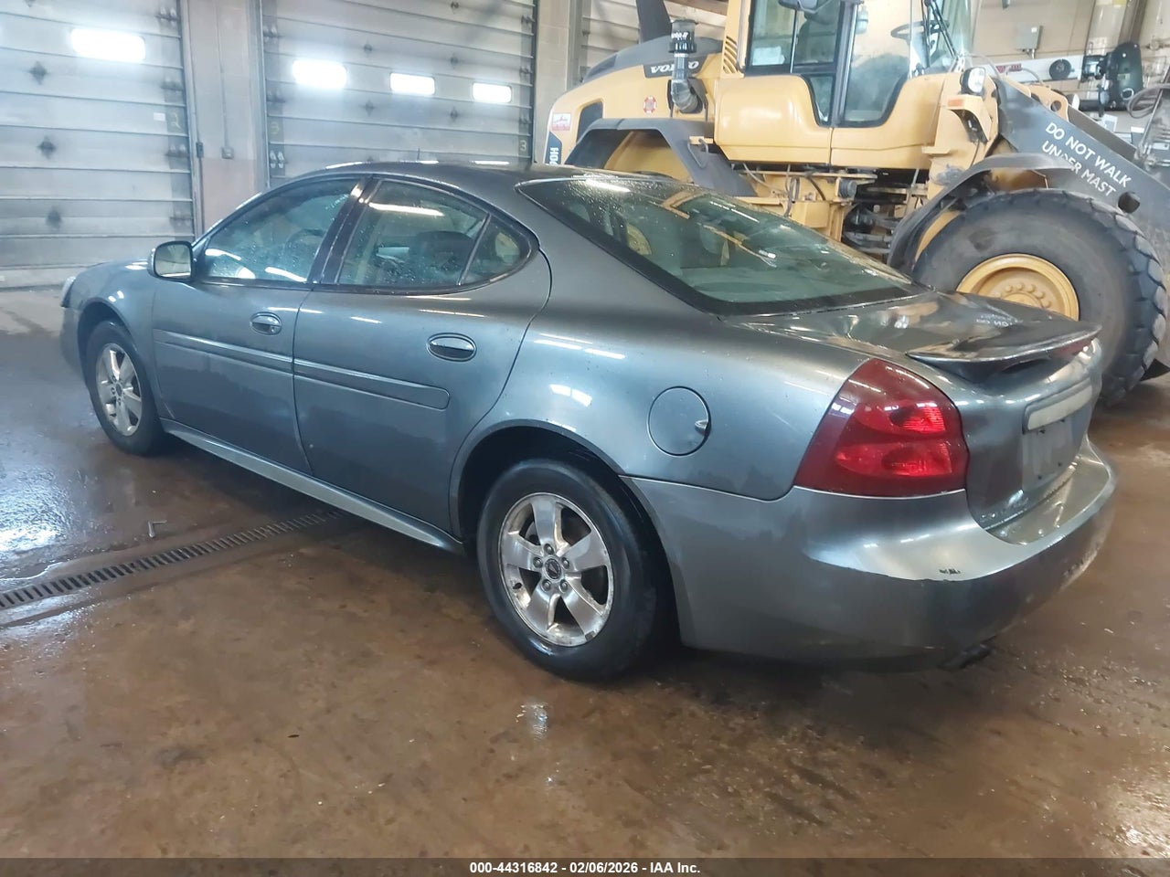 2005 PONTIAC GRAND PRIX GT thumbnail 4