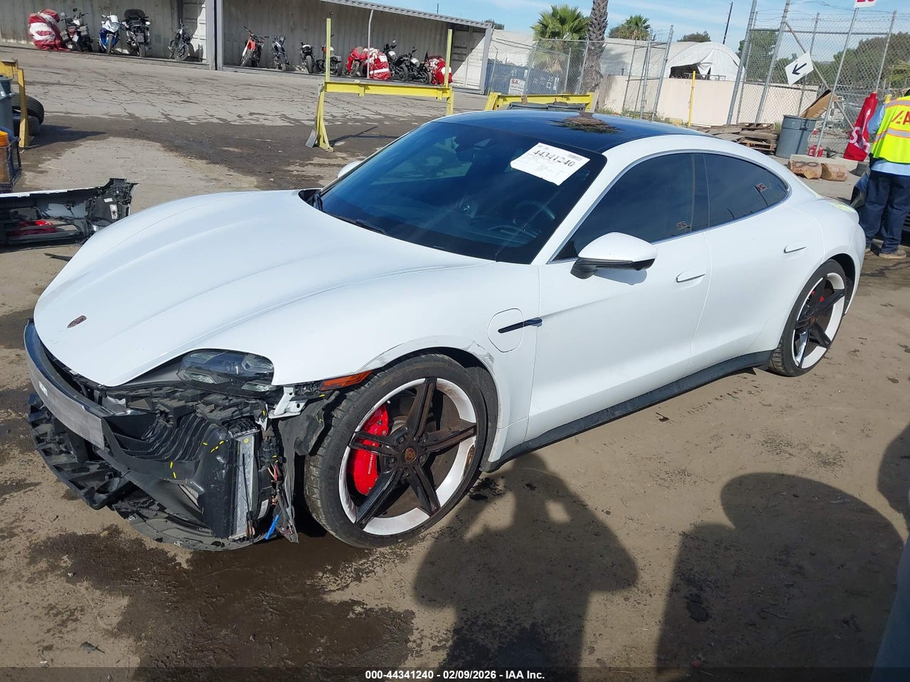 2020 PORSCHE TAYCAN 4S thumbnail 3