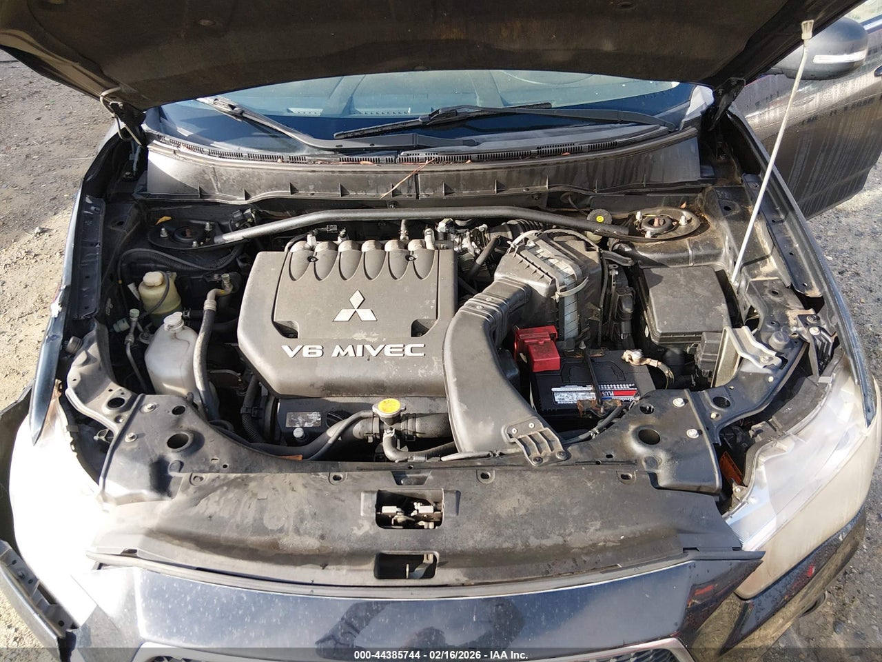 2011 MITSUBISHI OUTLANDER XLS thumbnail 11