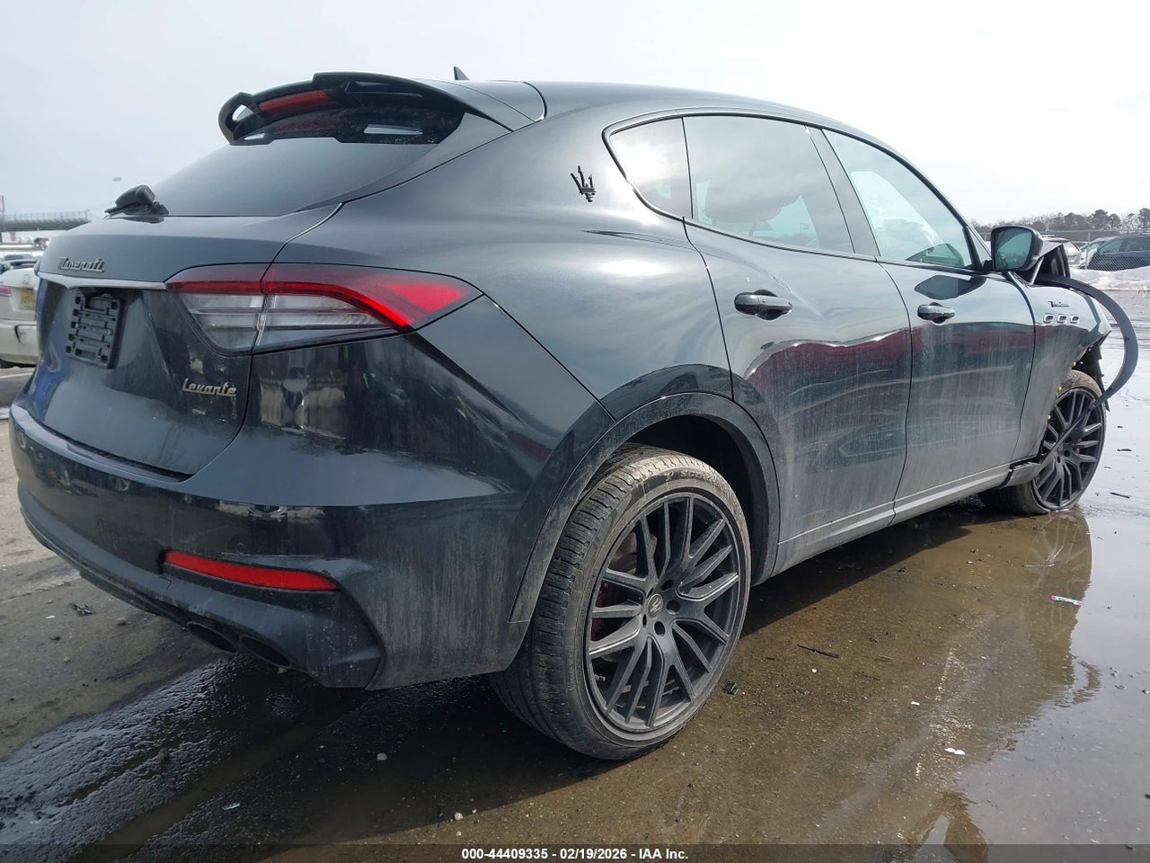 2022 MASERATI LEVANTE MODENA thumbnail 5