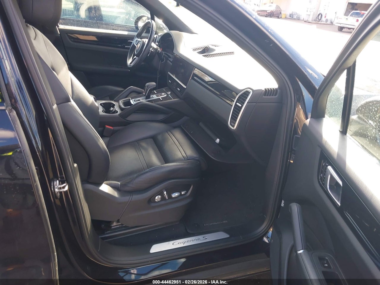 2020 PORSCHE CAYENNE S thumbnail 6