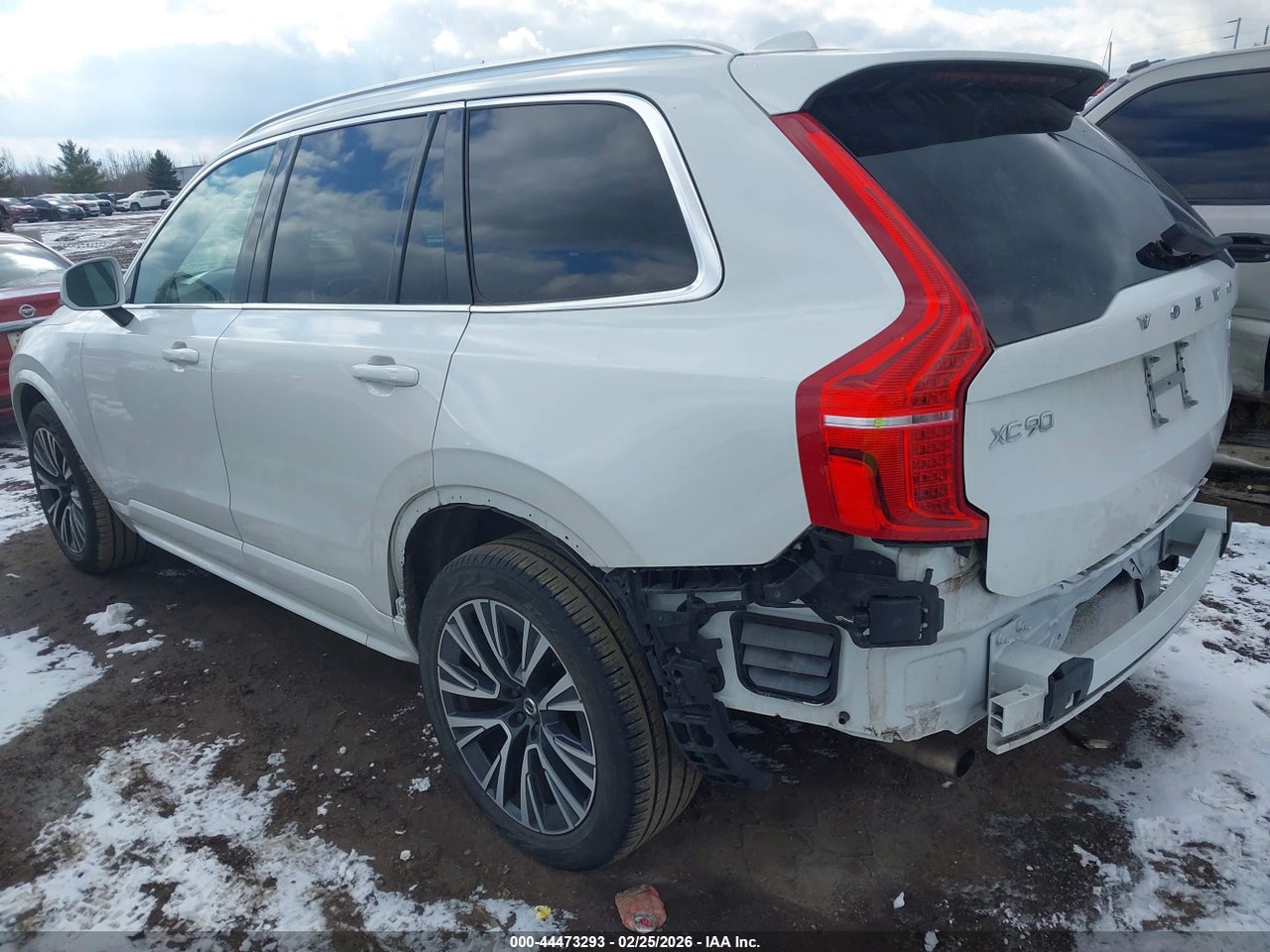 2021 VOLVO XC90 T5 MOMENTUM 7 PASSENGER thumbnail 4