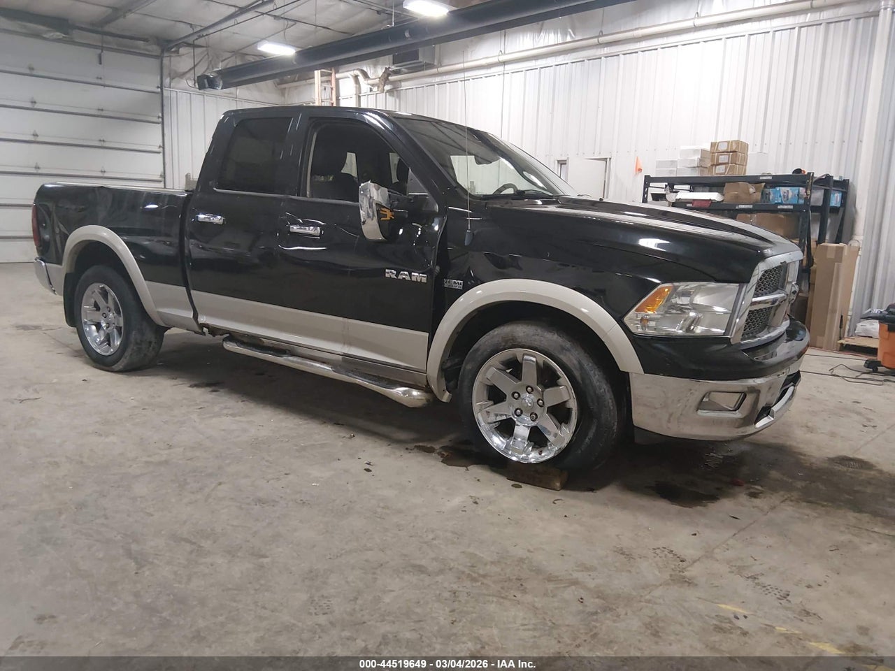 2010 DODGE RAM 1500 LARAMIE thumbnail 2