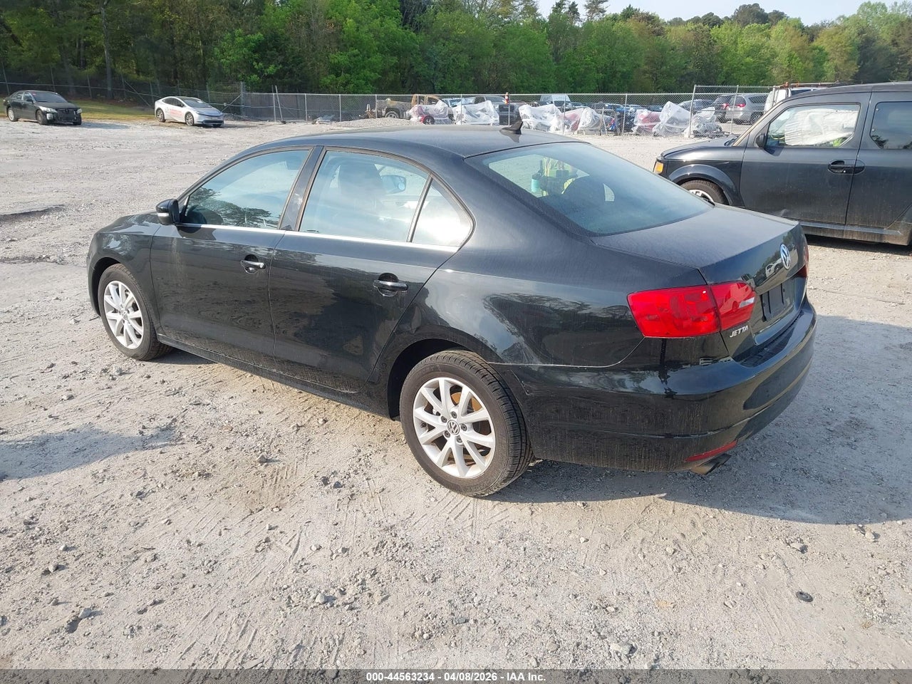 2013 VOLKSWAGEN JETTA SE thumbnail 4
