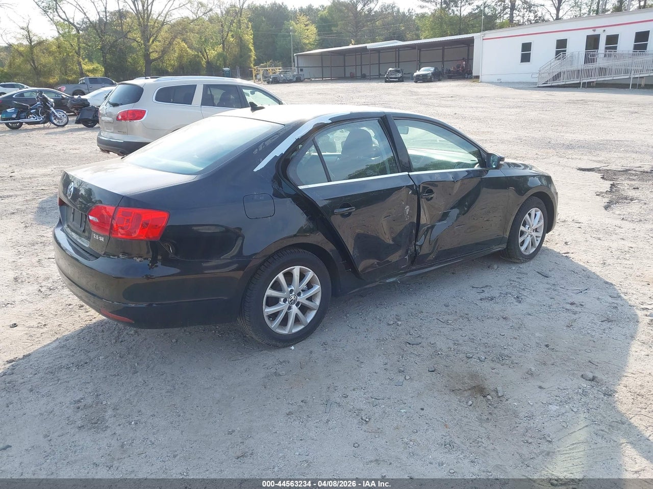 2013 VOLKSWAGEN JETTA SE thumbnail 5