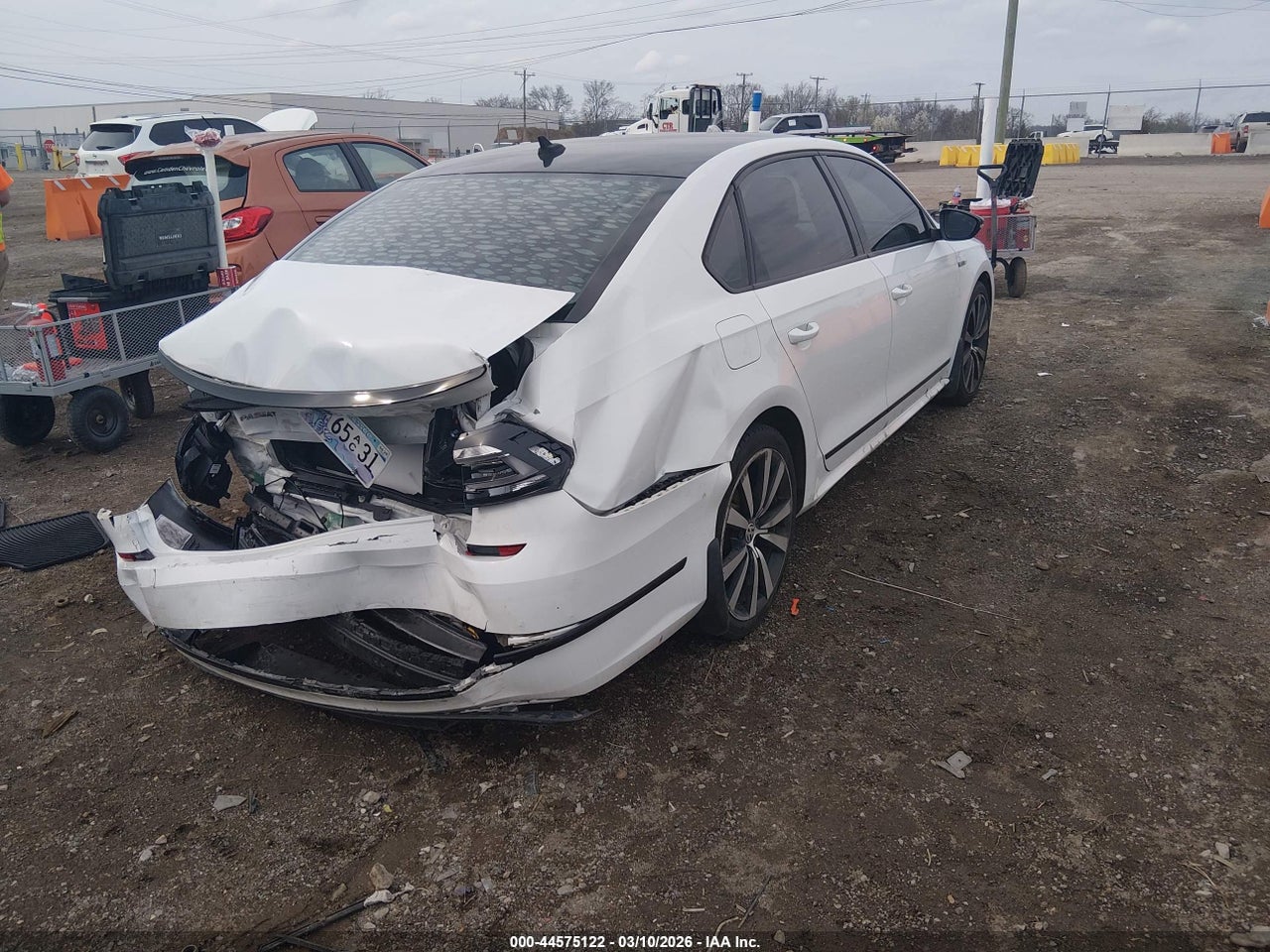 2018 VOLKSWAGEN PASSAT 3.6L V6 GT · 4/12