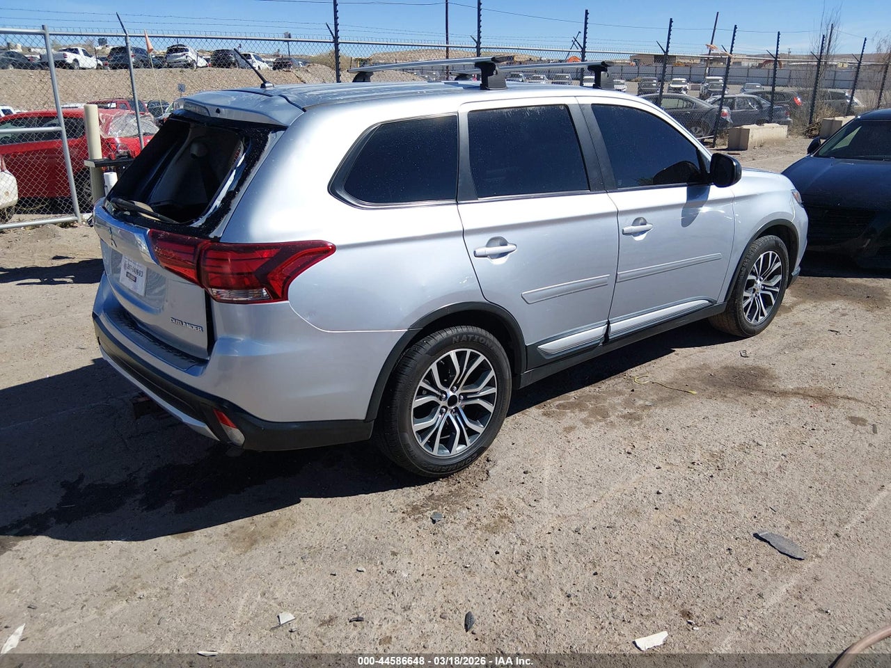 2016 MITSUBISHI OUTLANDER ES thumbnail 5