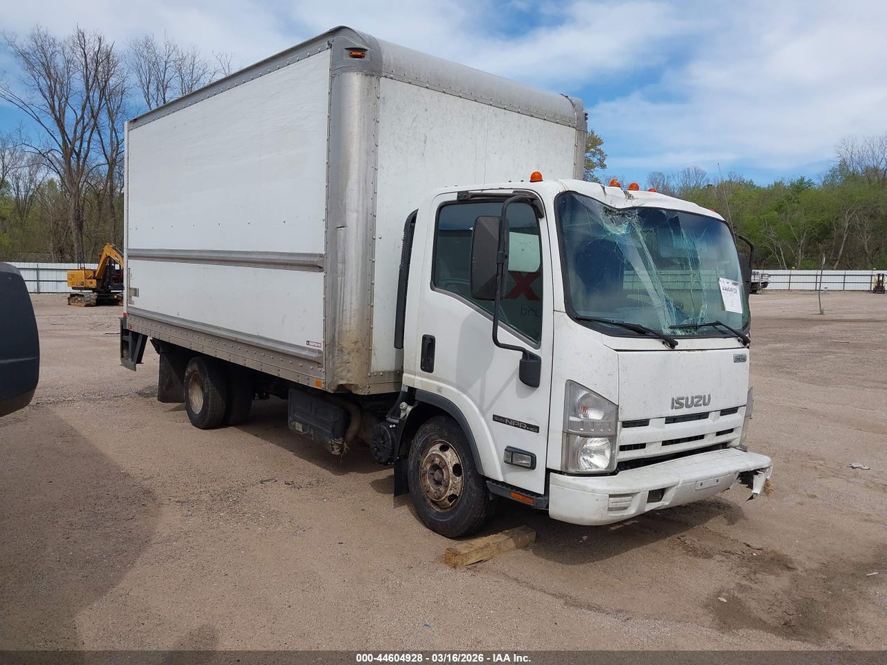 JALC4W16XE7****** · 2014 ISUZU NPR HD DSL REG AT