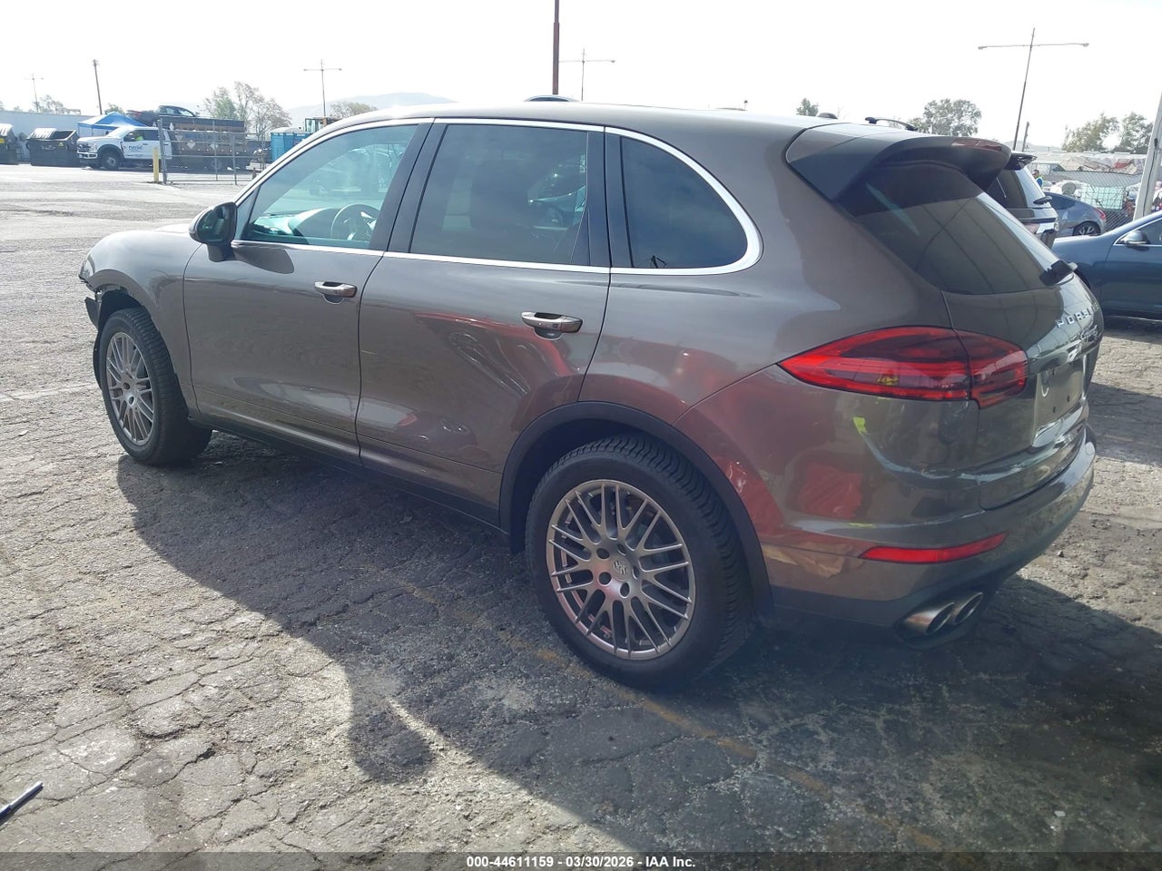 2016 PORSCHE CAYENNE S thumbnail 4