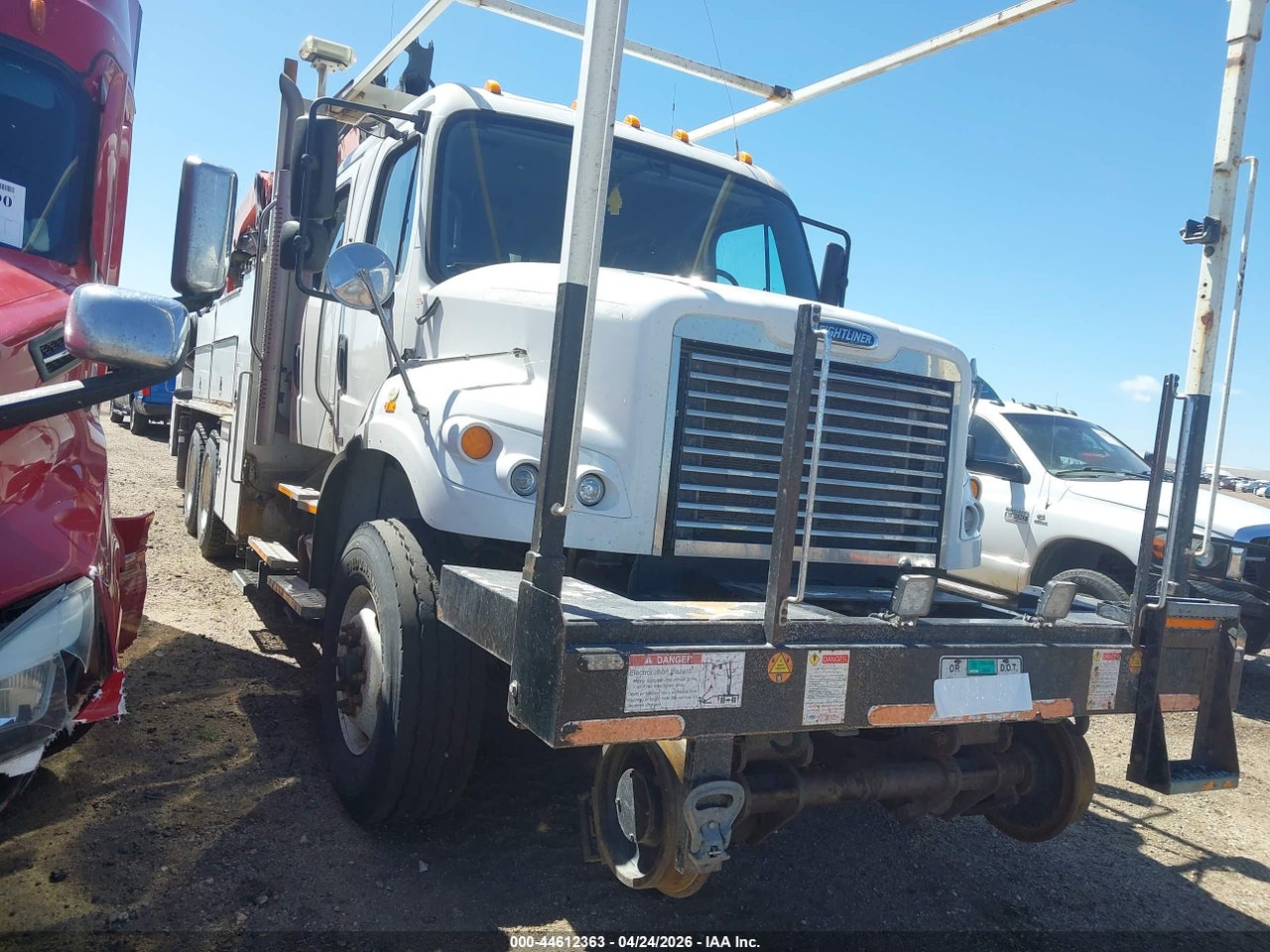 1FVHC3BS8CD****** · 2012 FREIGHTLINER M2 106 HEAVY DUTY