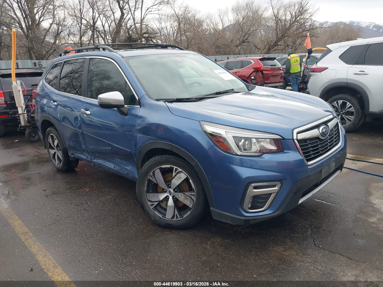 2019 SUBARU FORESTER TOURING thumbnail 2