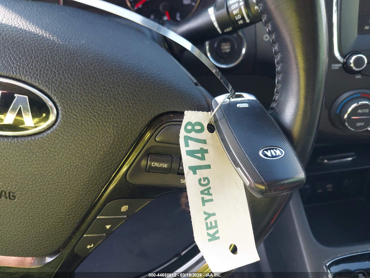 2017 KIA FORTE EX thumbnail 12