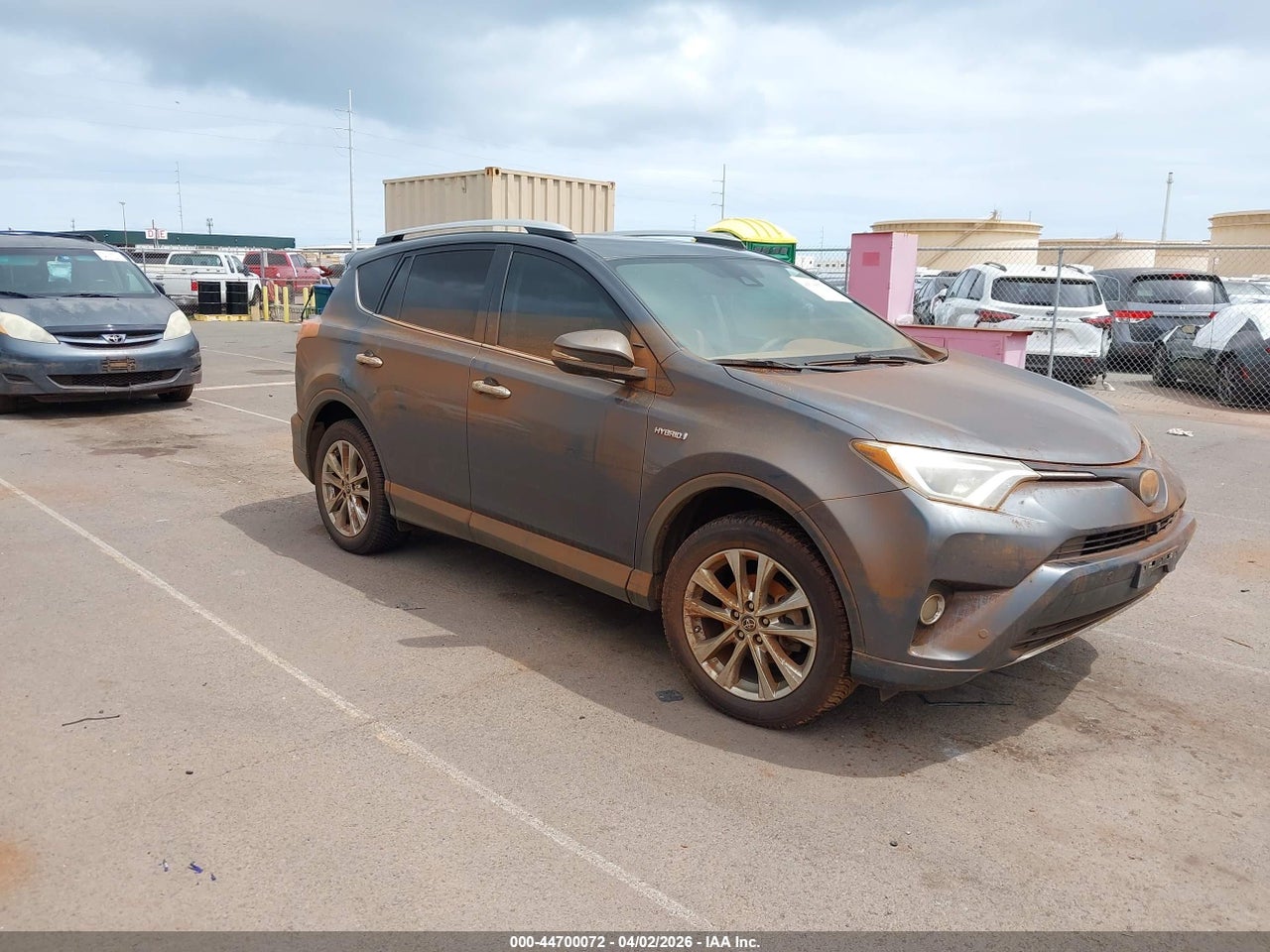 2016 TOYOTA RAV4 HYBRID LIMITED thumbnail 2