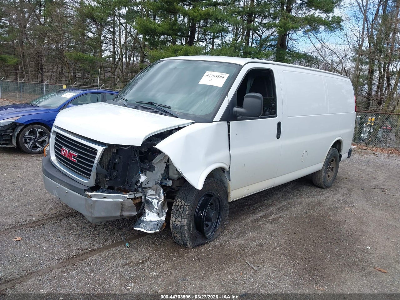 2018 GMC SAVANA 2500 WORK VAN thumbnail 3