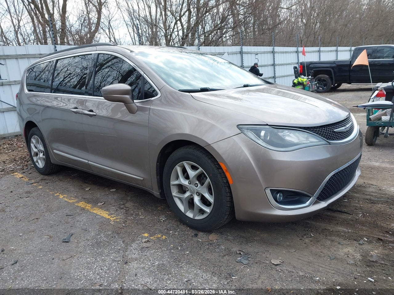 2017 CHRYSLER PACIFICA TOURING-L thumbnail 2