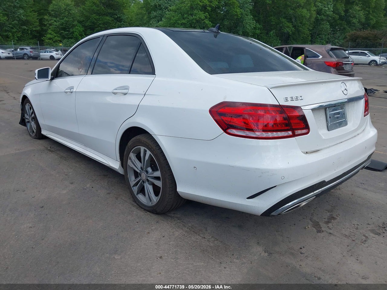 2015 MERCEDES-BENZ E 350 4MATIC · 3/12