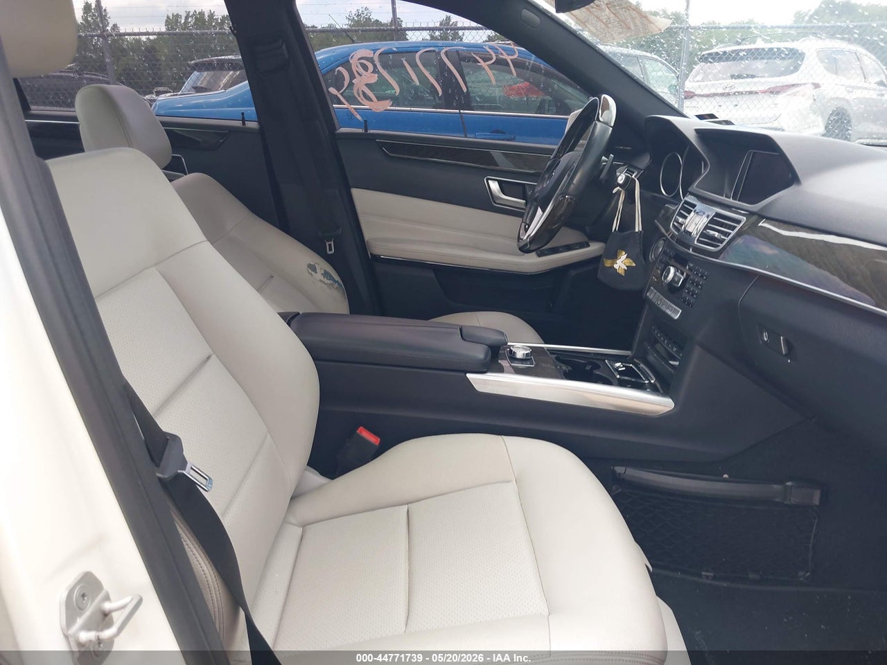 2015 MERCEDES-BENZ E 350 4MATIC · 5/12