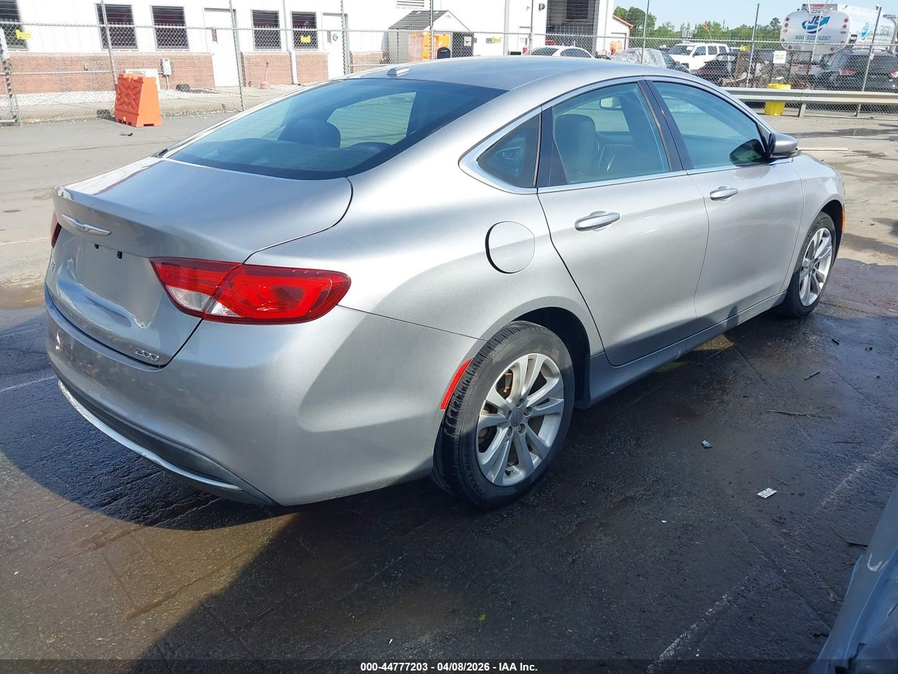 2015 CHRYSLER 200 LIMITED thumbnail 5
