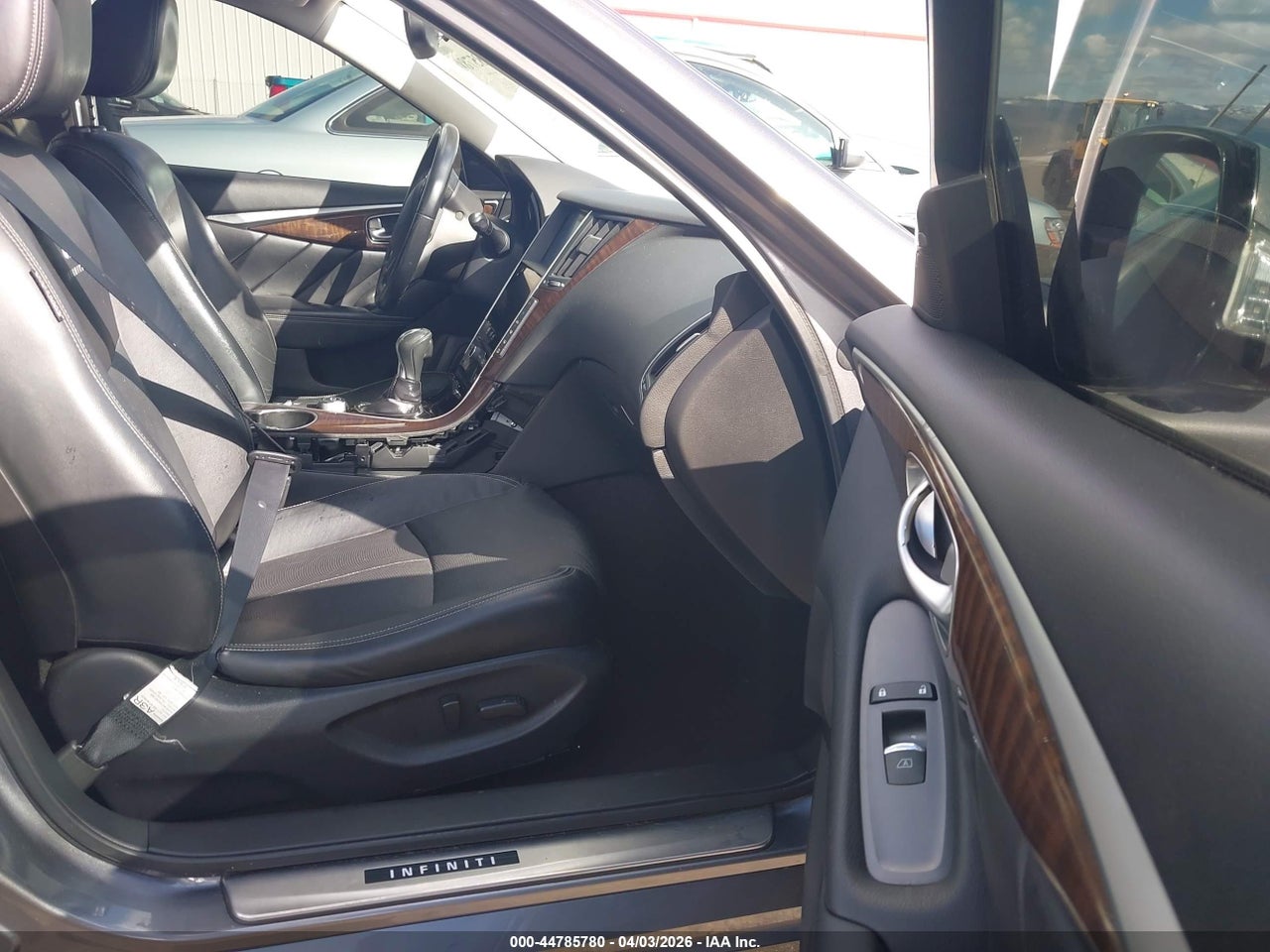 2014 INFINITI Q50 HYBRID PREMIUM · 5/12