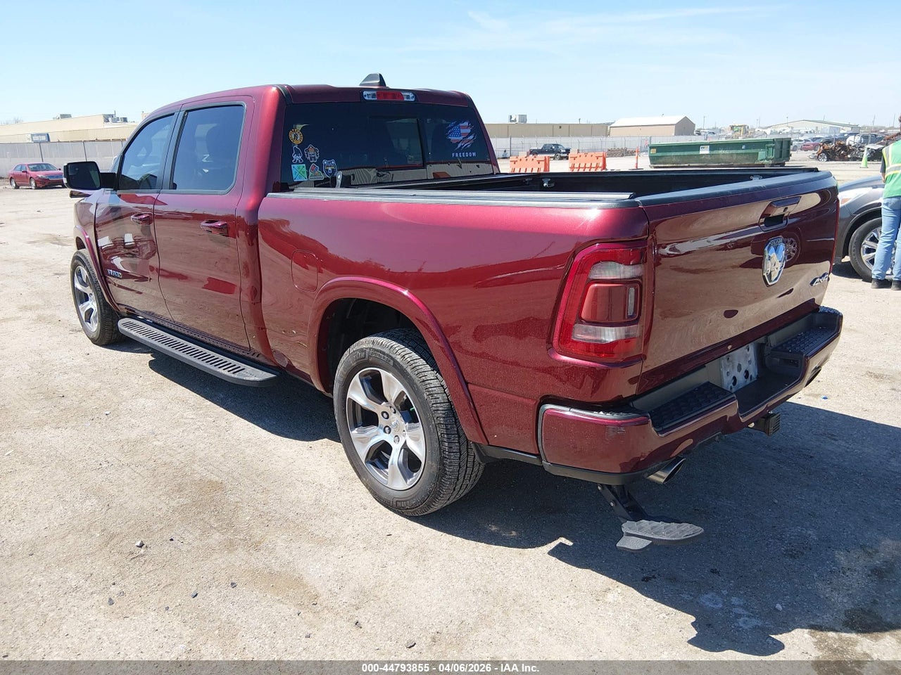 2019 RAM 1500 LARAMIE  4X4 6'4 BOX · 3/12
