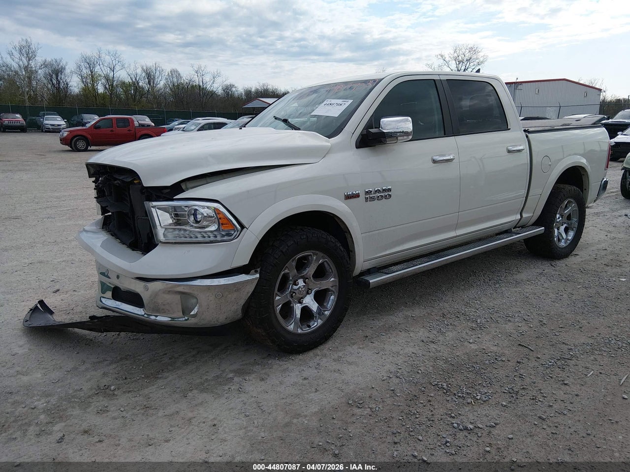 2017 RAM 1500 LARAMIE  4X4 5'7 BOX thumbnail 3