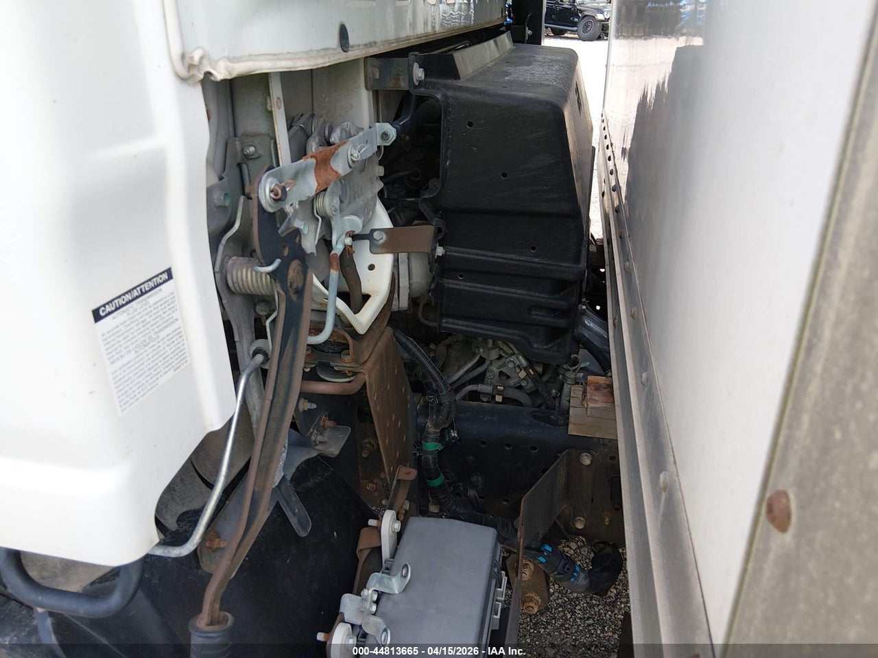 2014 ISUZU NPR HD DSL REG AT   thumbnail 11