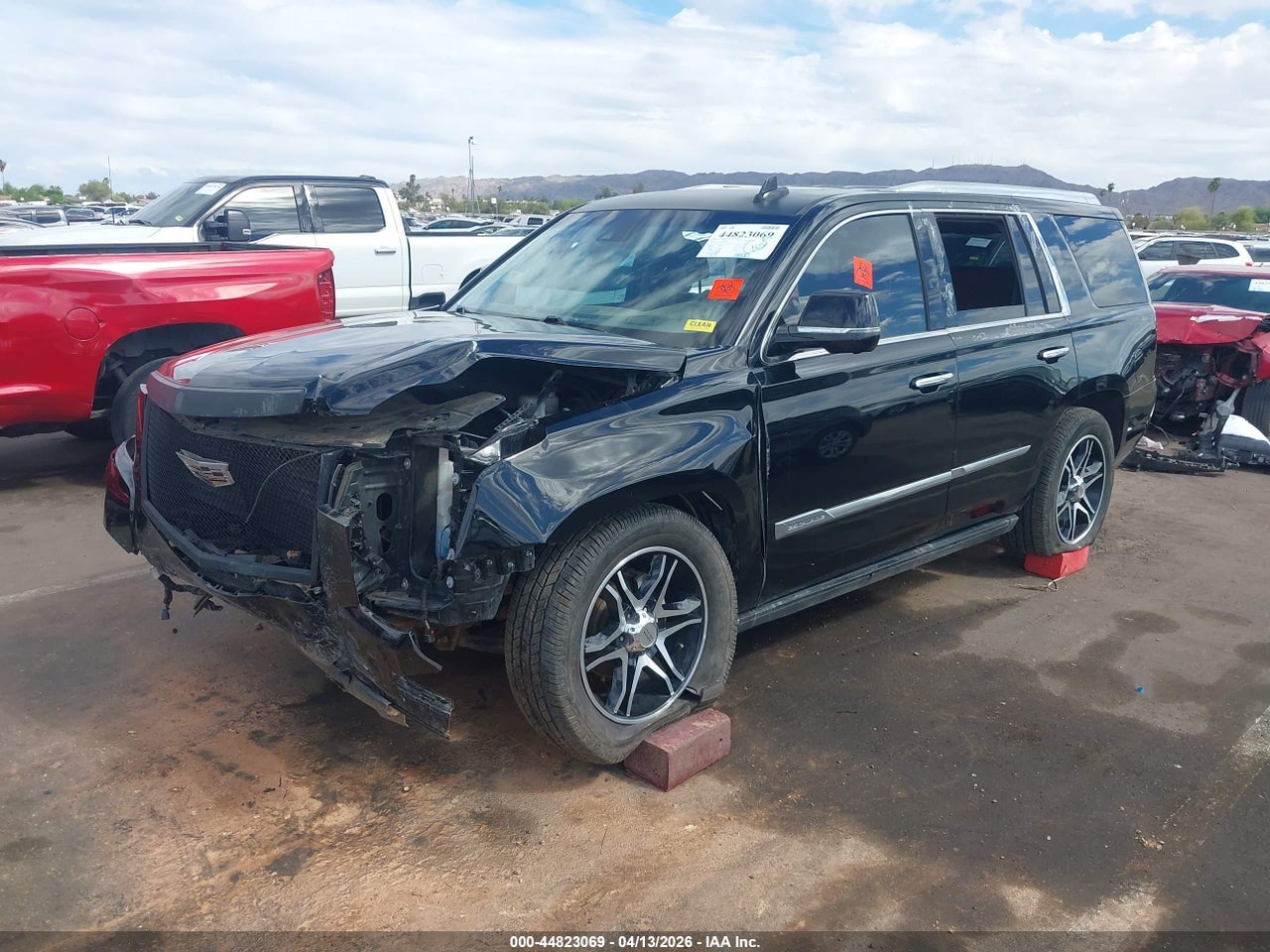 2019 CADILLAC ESCALADE PREMIUM LUXURY thumbnail 3