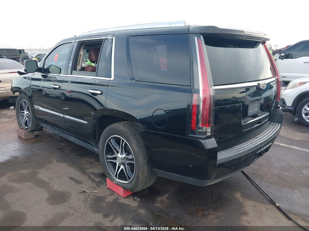 2019 CADILLAC ESCALADE PREMIUM LUXURY thumbnail 4