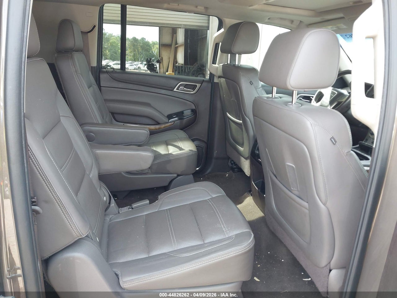 2016 GMC YUKON XL DENALI thumbnail 9