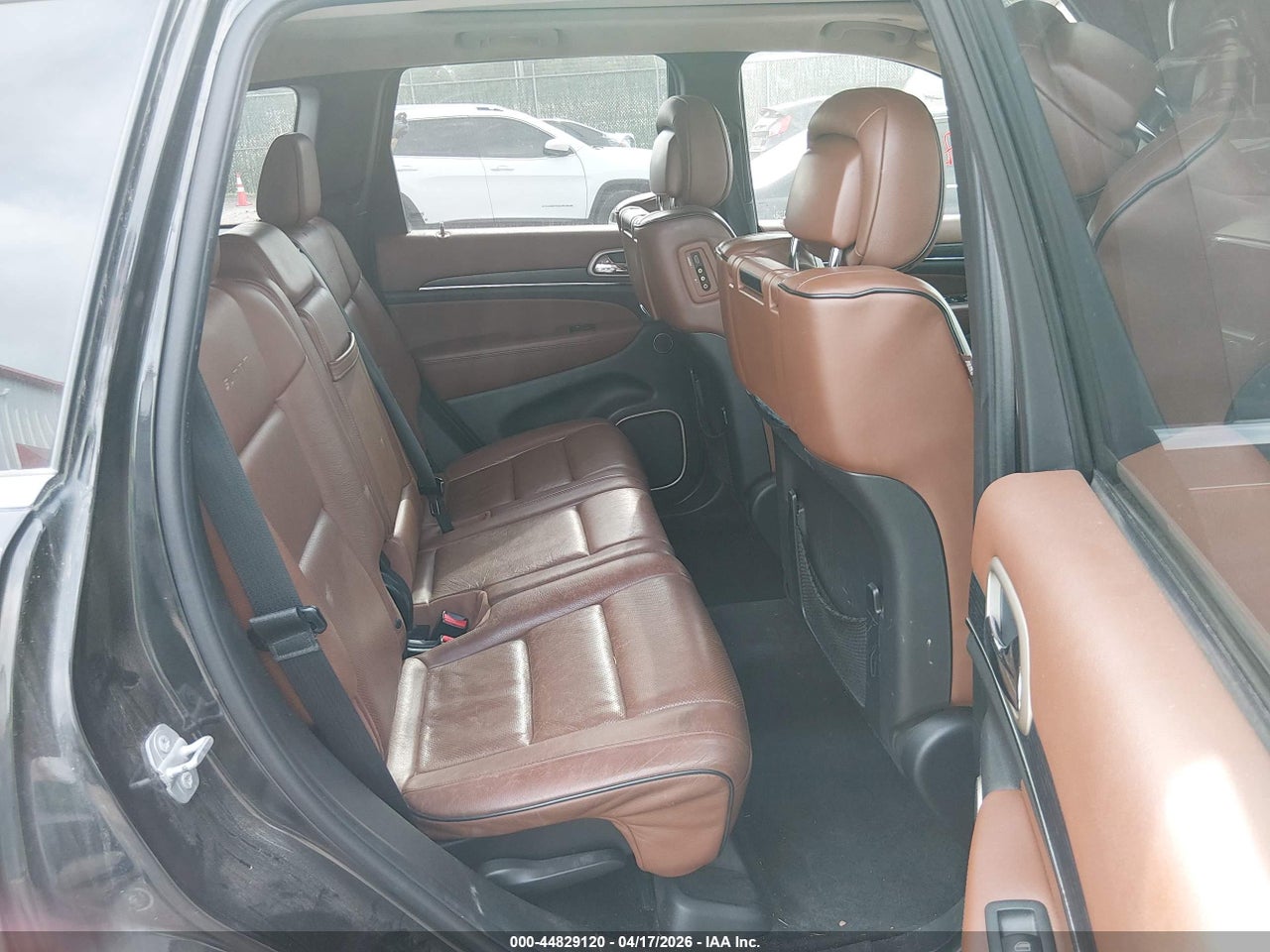 2015 JEEP GRAND CHEROKEE SUMMIT thumbnail 9