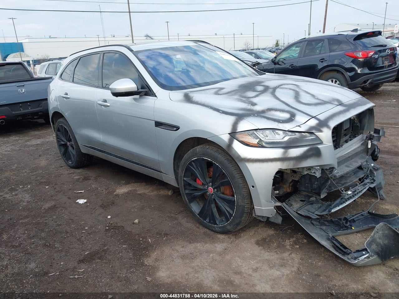 2017 JAGUAR F-PACE S thumbnail 2