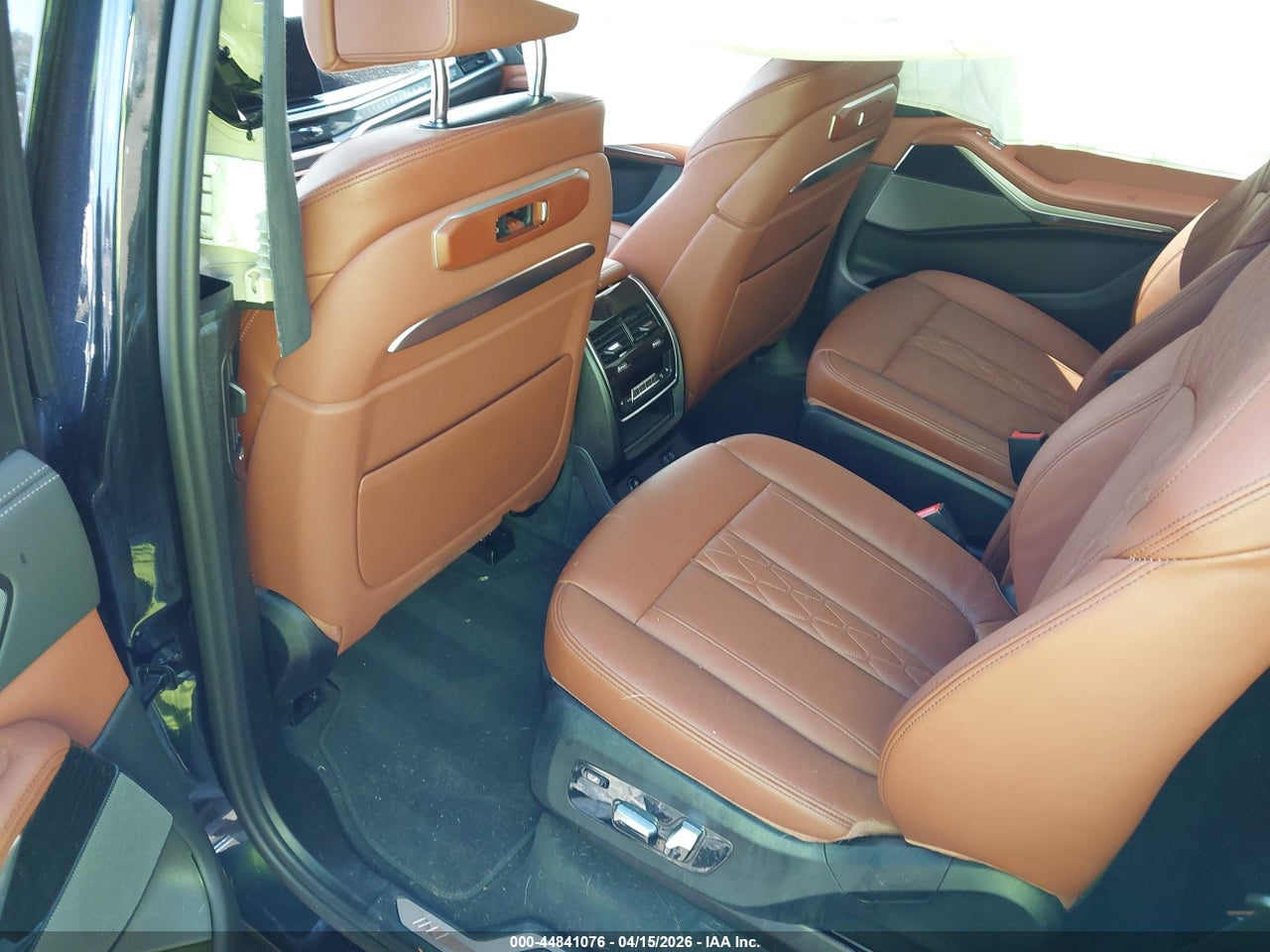 2025 BMW X7 XDRIVE40I thumbnail 9