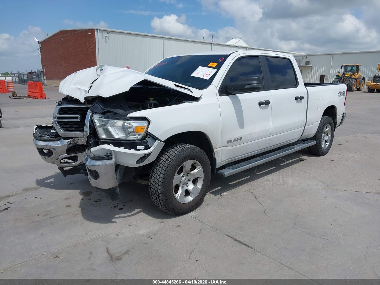 2023 RAM 1500 BIG HORN  4X4 6'4 BOX · 2/12