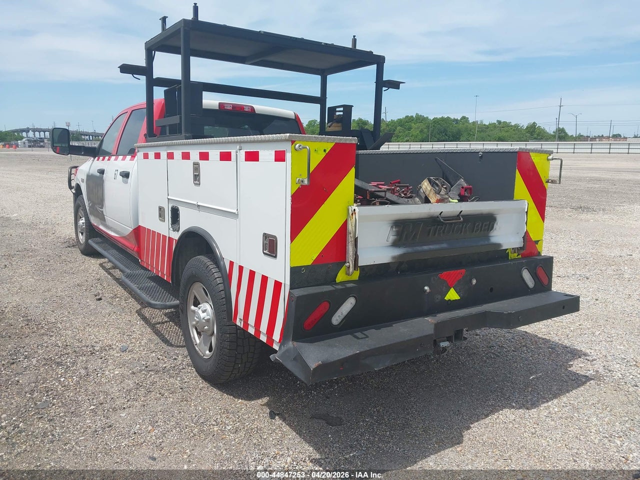 2018 RAM 2500 TRADESMAN  4X2 8' BOX · 3/12