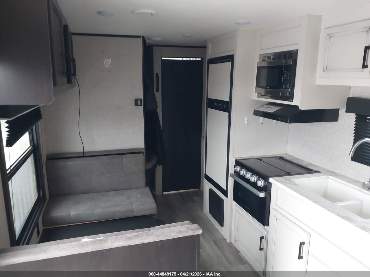 2022 JAYCO JAY FLIGHT   thumbnail 6