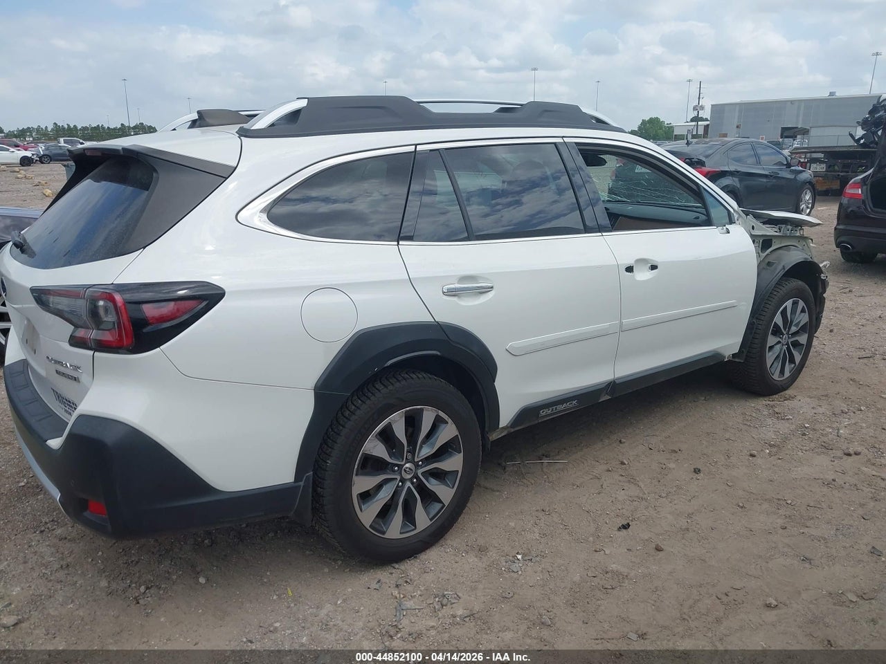 2023 SUBARU OUTBACK TOURING thumbnail 5