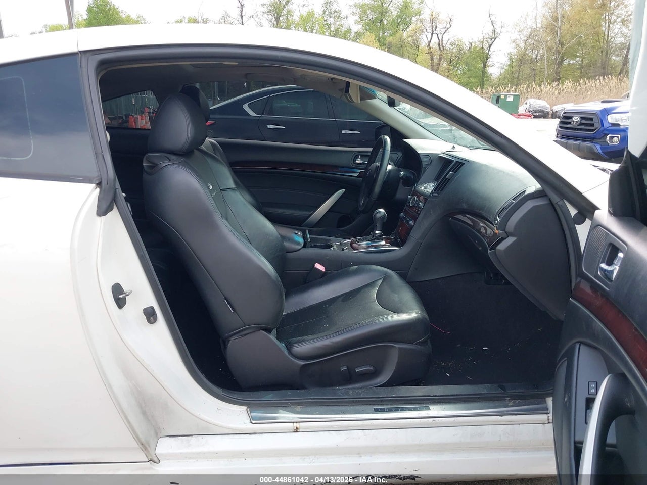 2012 INFINITI G37 JOURNEY · 5/12