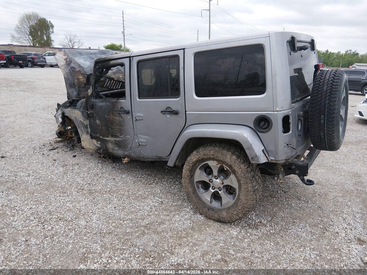 2016 JEEP WRANGLER UNLIMITED SAHARA thumbnail 4